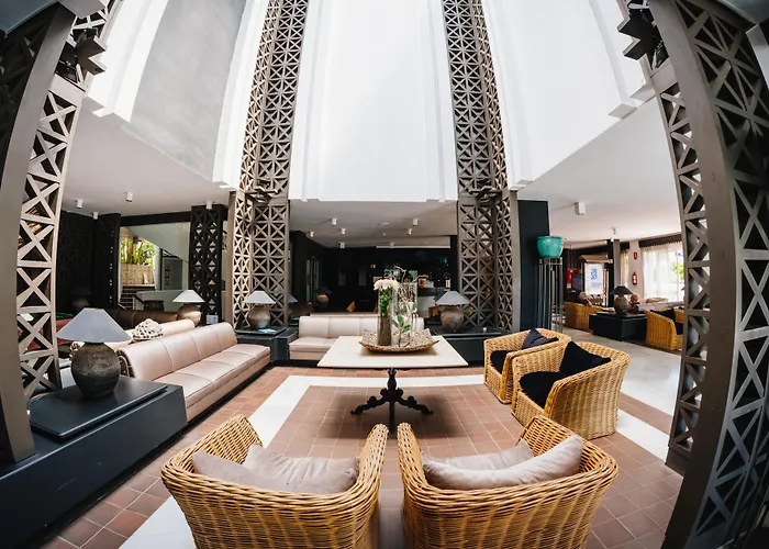 Apartamentos Parque Del SolAparthotel